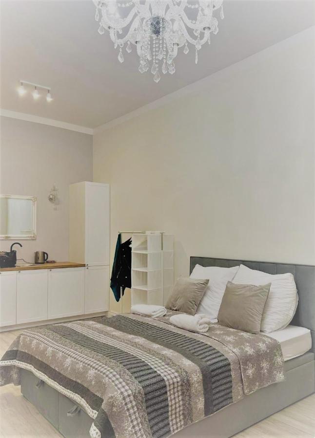 ワルシャワApartament Grey Pearl Downtownアパートメント エクステリア 写真