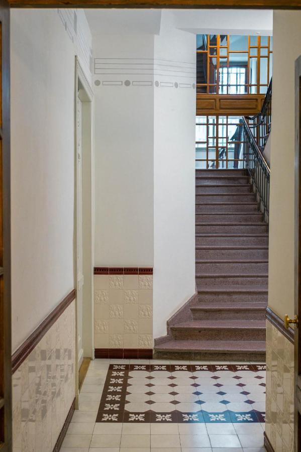 ワルシャワApartament Grey Pearl Downtownアパートメント エクステリア 写真